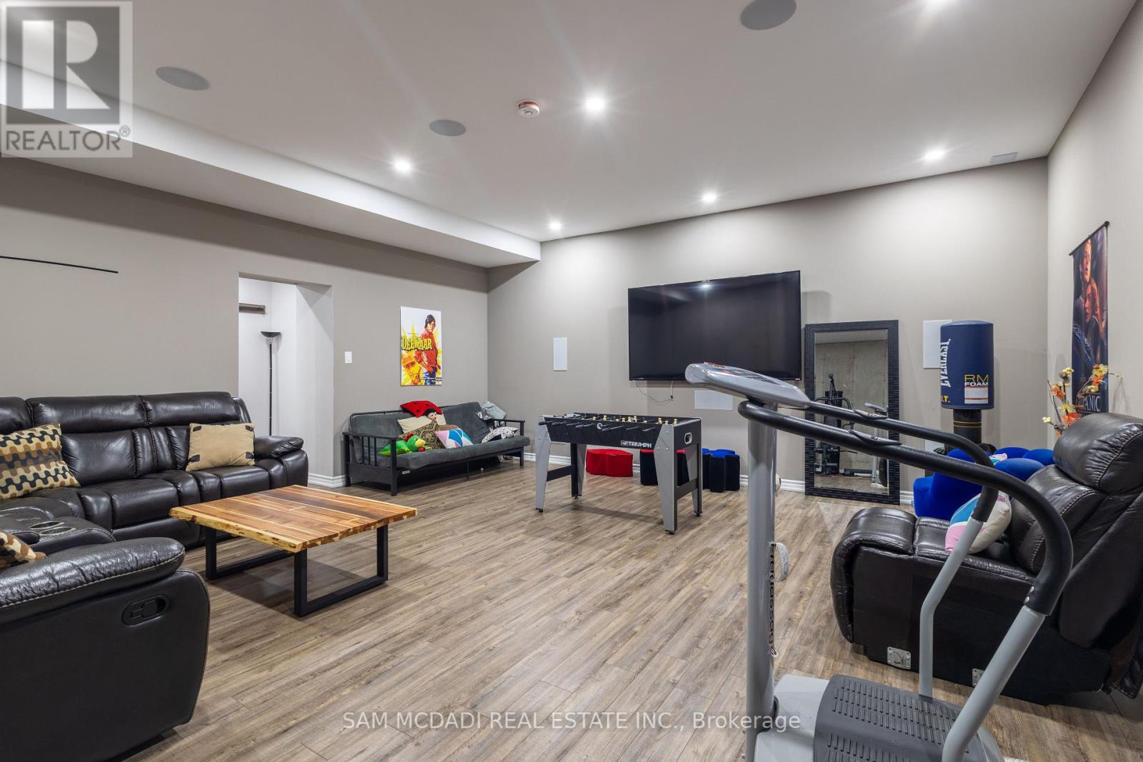 187 Beach Boulevard, Hamilton, Ontario  L8H 6V8 - Photo 34 - X12412072