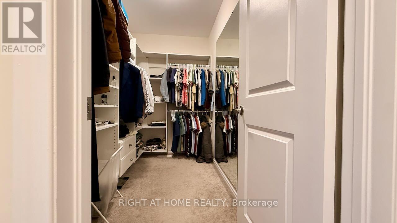 52 Royal Coachman Way, Hamilton, Ontario  L8J 0M2 - Photo 39 - X12412103