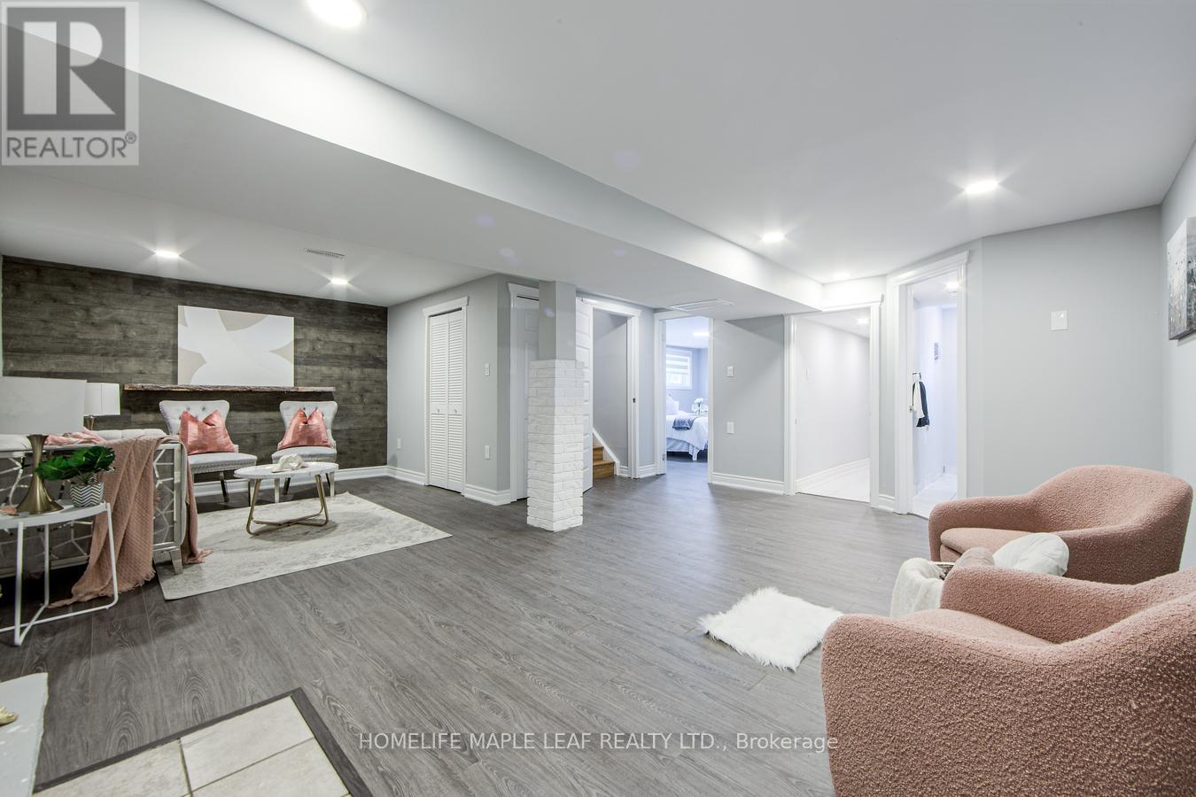 689 Macyoung Drive W, Kincardine, Ontario  N2Z 1T1 - Photo 32 - X12412115