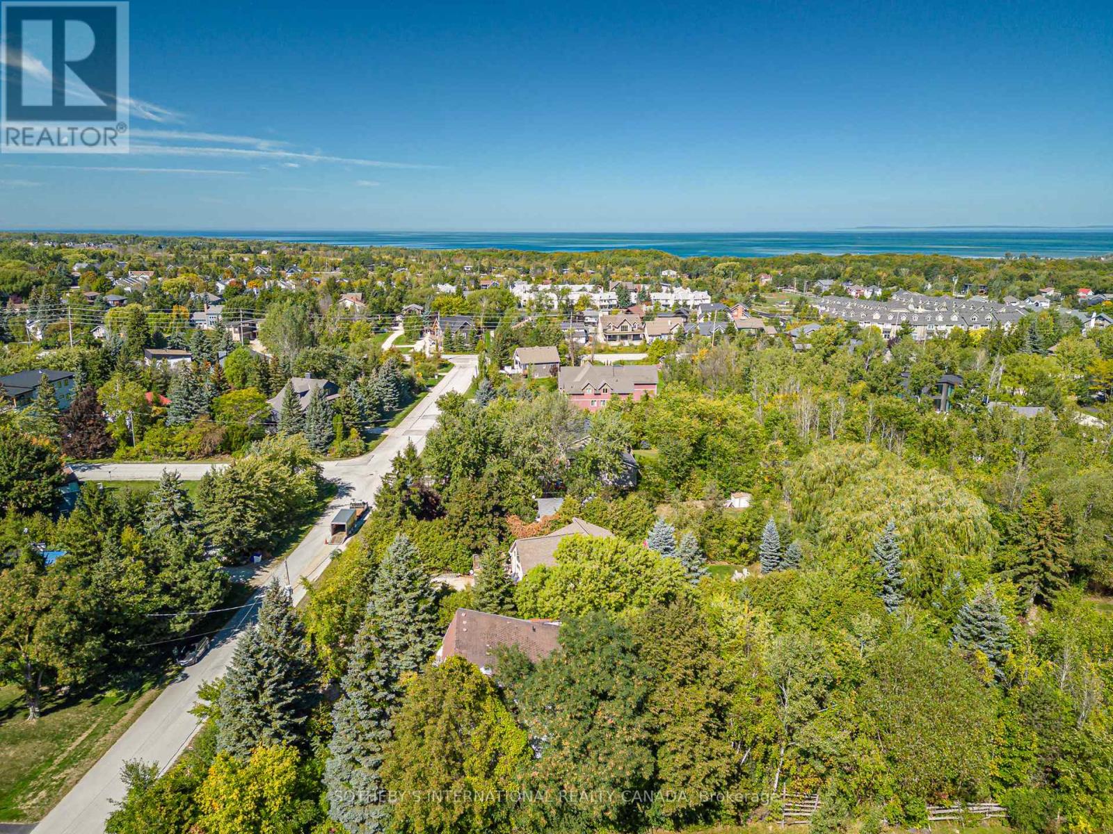 119 Lucille Wheeler Crescent N, Blue Mountains, Ontario  L9Y 0P7 - Photo 6 - X12412116