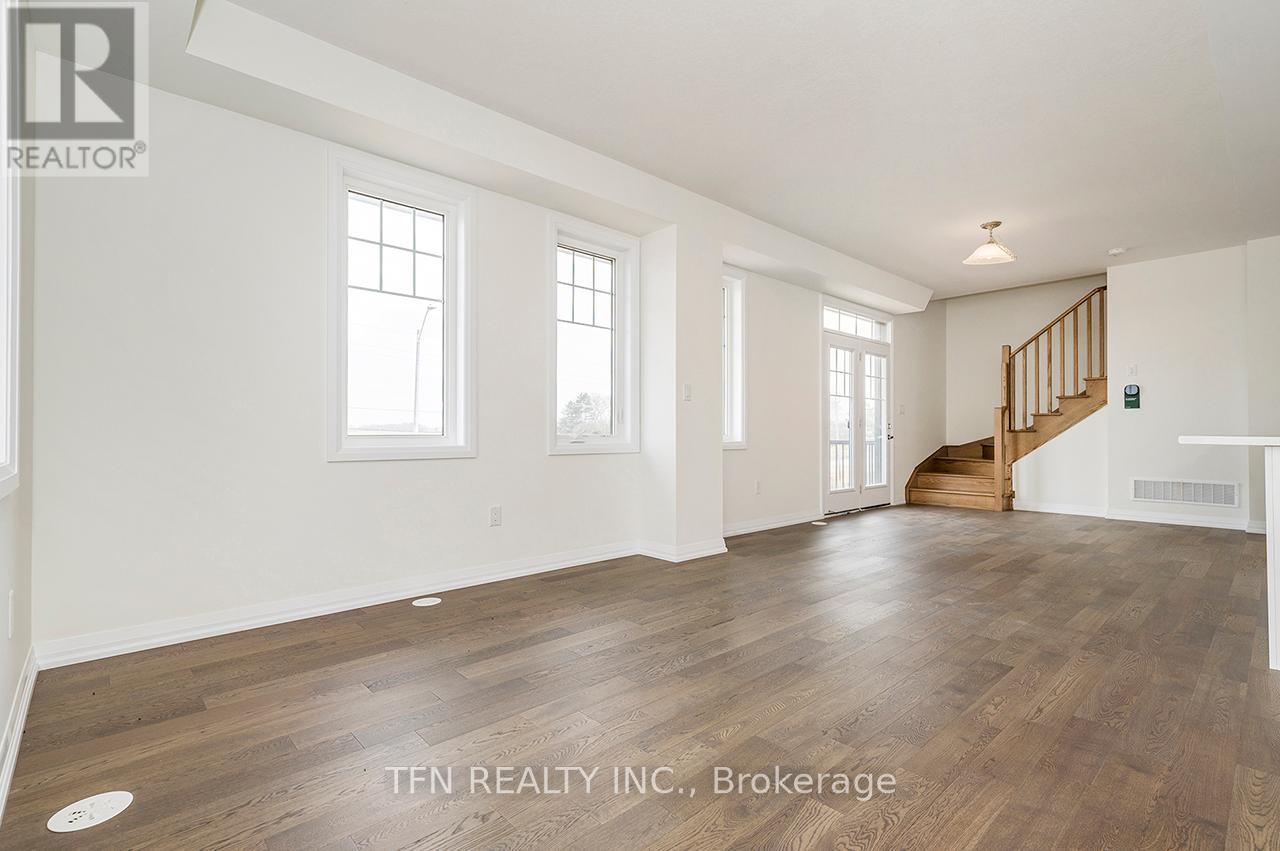 40 Norwich Crescent, Haldimand, Ontario  N3W 0J4 - Photo 26 - X12412119