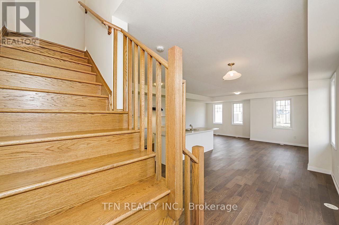 40 Norwich Crescent, Haldimand, Ontario  N3W 0J4 - Photo 34 - X12412119