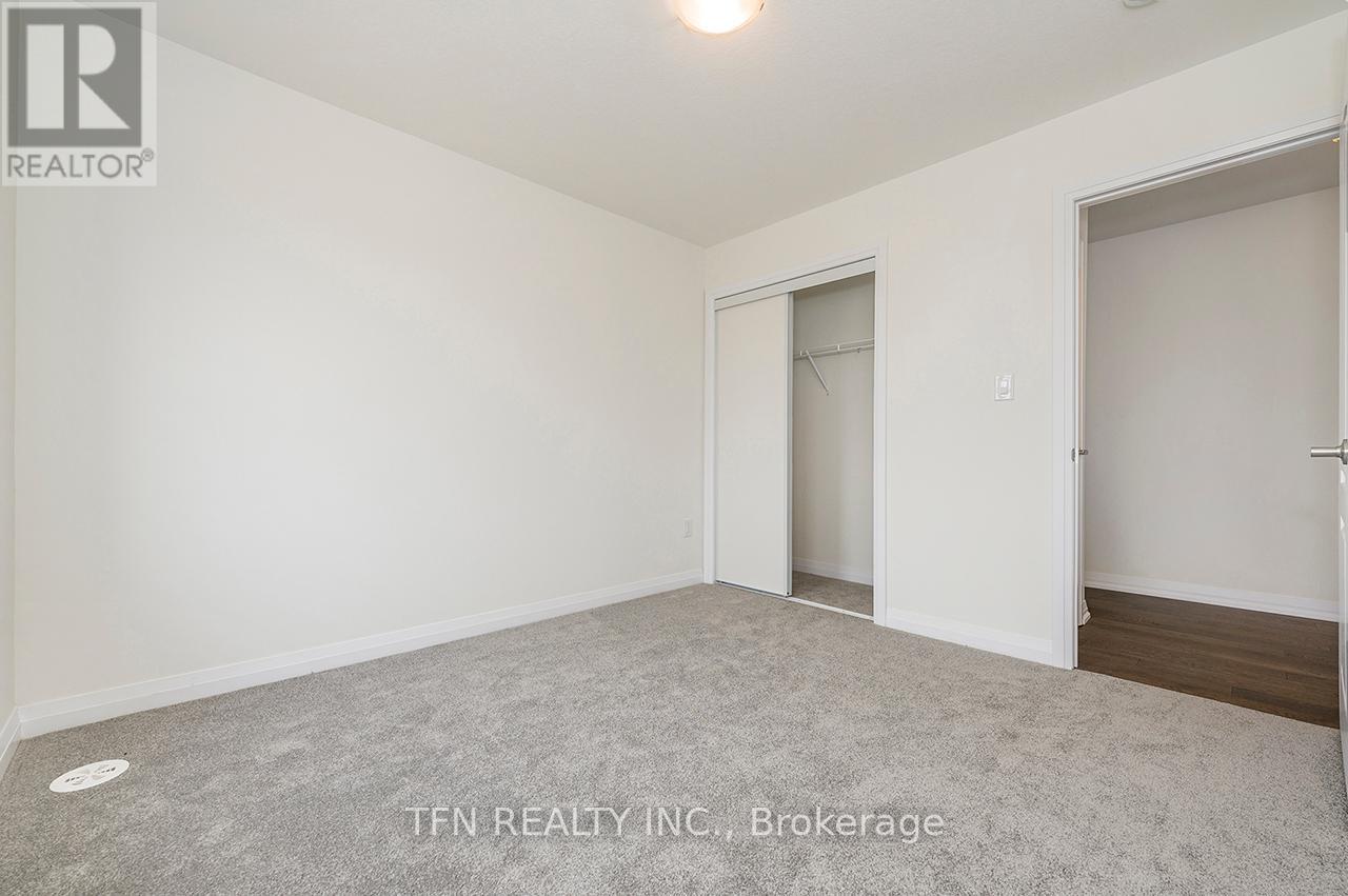 40 Norwich Crescent, Haldimand, Ontario  N3W 0J4 - Photo 41 - X12412119