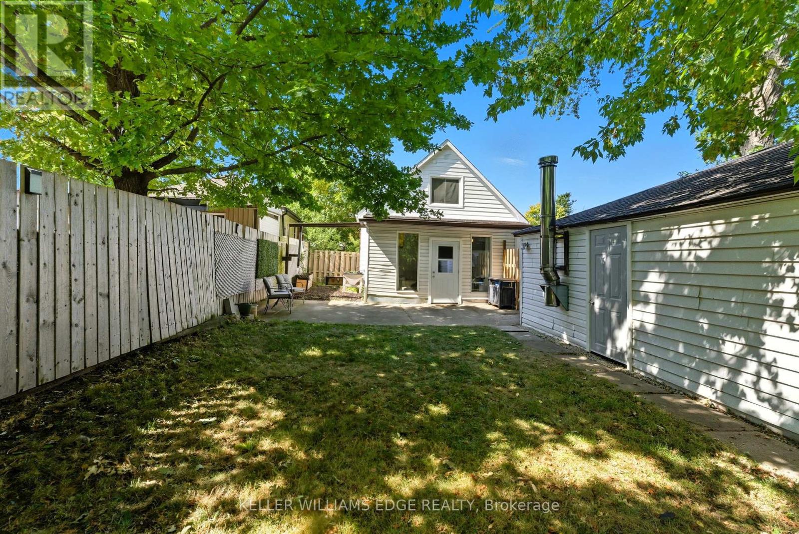 239 East 22nd Street, Hamilton, Ontario  L8V 2V8 - Photo 38 - X12412144