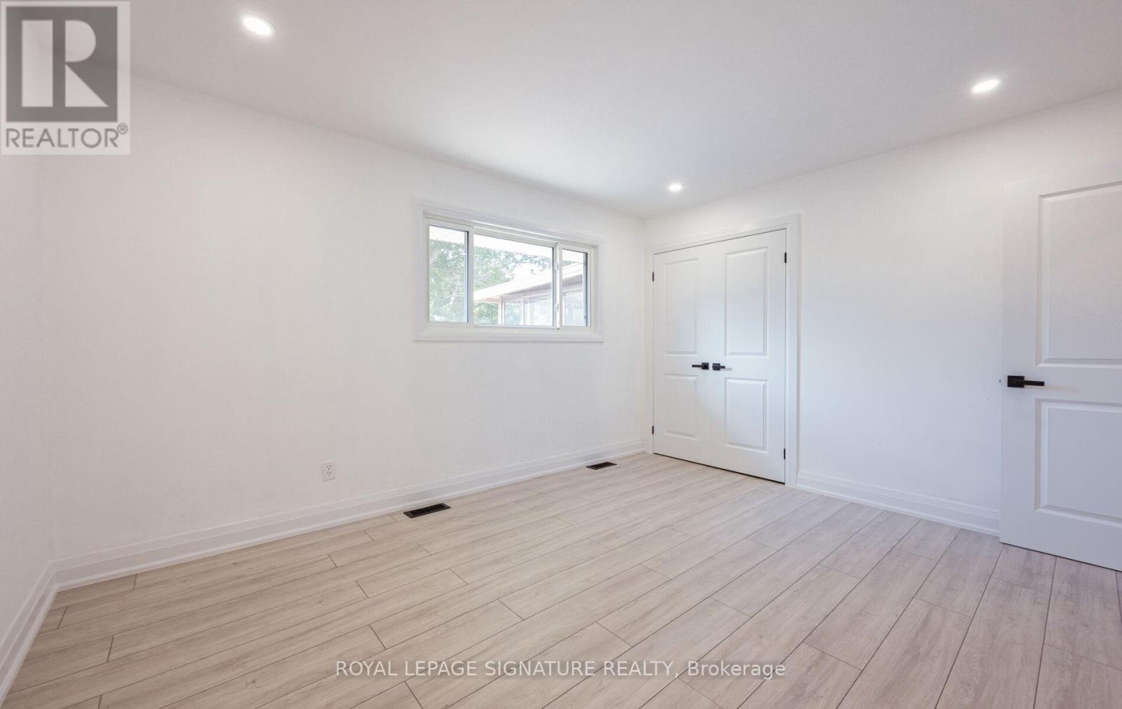 262 Barton Street, Hamilton, Ontario  L8E 2K5 - Photo 17 - X12412154