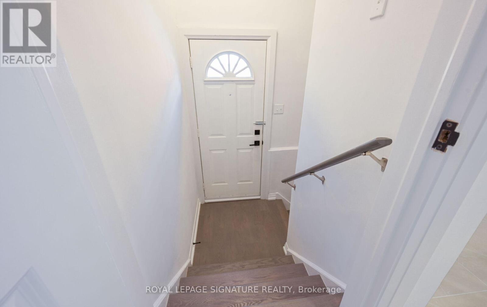 262 Barton Street, Hamilton, Ontario  L8E 2K5 - Photo 24 - X12412154