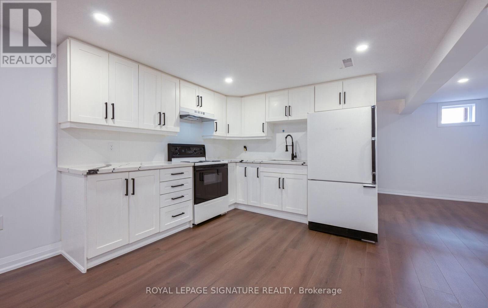 262 Barton Street, Hamilton, Ontario  L8E 2K5 - Photo 31 - X12412154