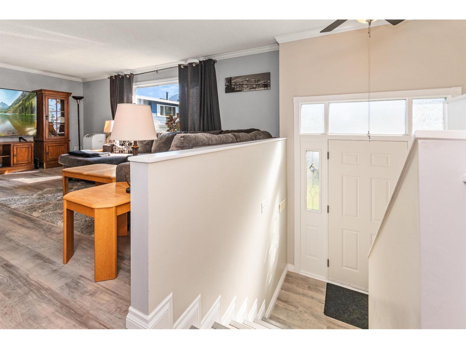 6110 Glenmore Drive, Sardis South, Chilliwack, British Columbia  V2R 3G7 - Photo 4 - R3049050