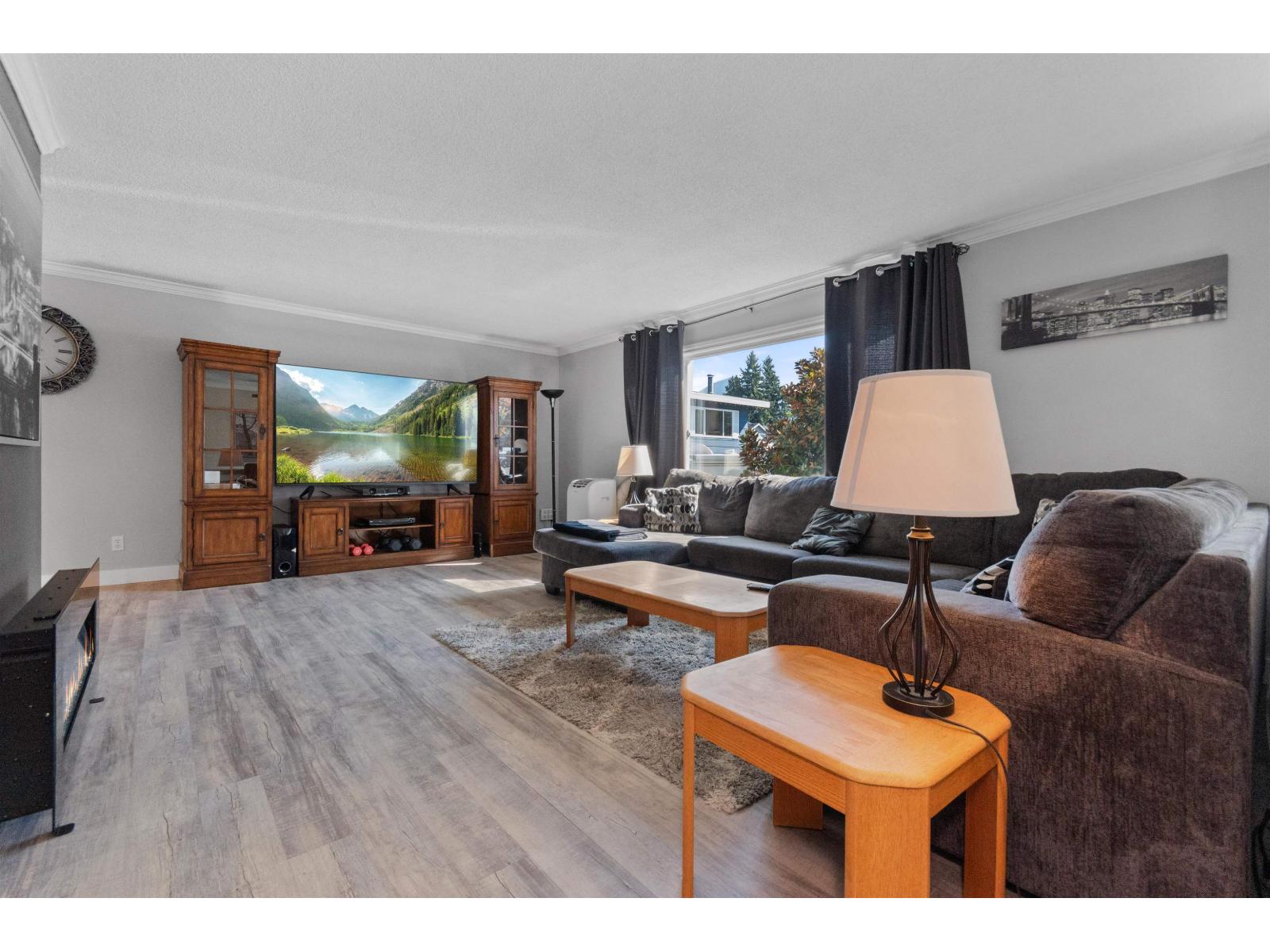 6110 Glenmore Drive, Sardis South, Chilliwack, British Columbia  V2R 3G7 - Photo 5 - R3049050