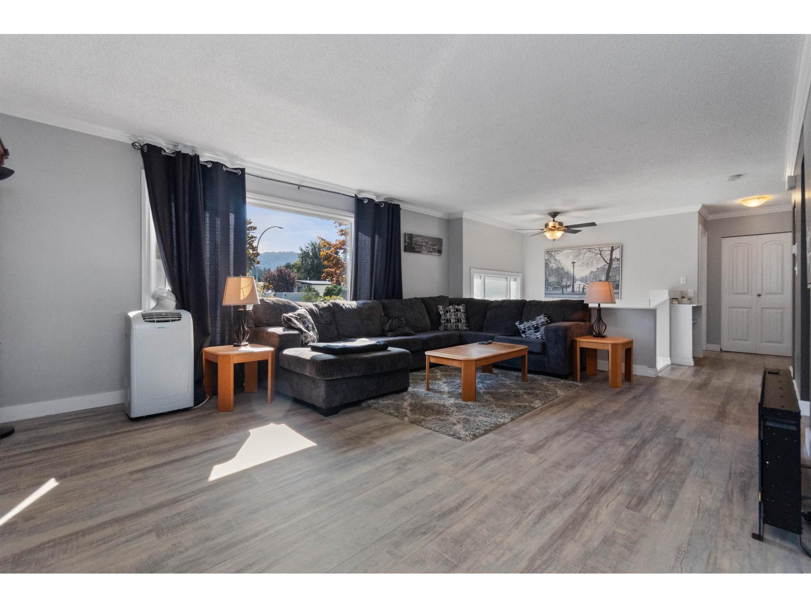 6110 Glenmore Drive, Sardis South, Chilliwack, British Columbia  V2R 3G7 - Photo 6 - R3049050