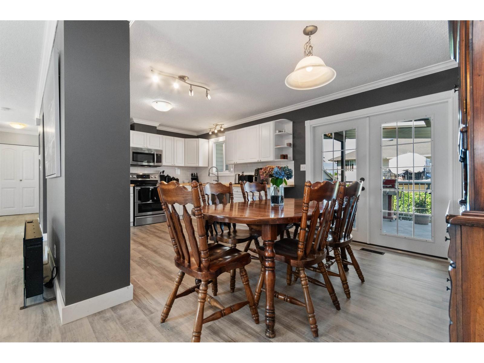6110 Glenmore Drive, Sardis South, Chilliwack, British Columbia  V2R 3G7 - Photo 12 - R3049050
