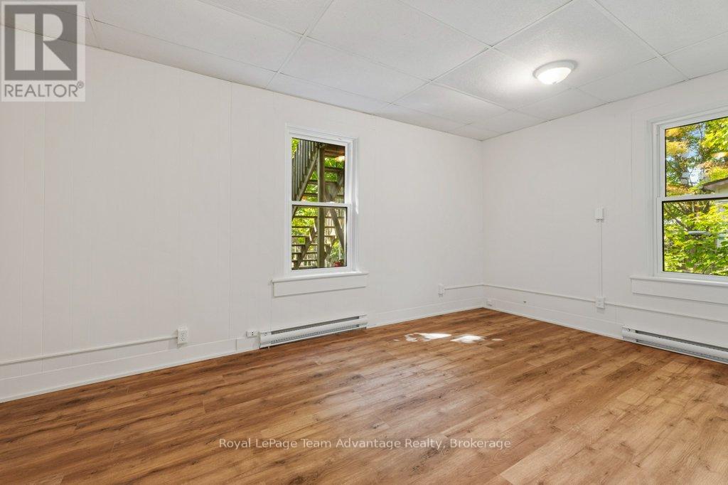 32 Waubeek Street, Parry Sound, Ontario  P2A 1C2 - Photo 16 - X12412443