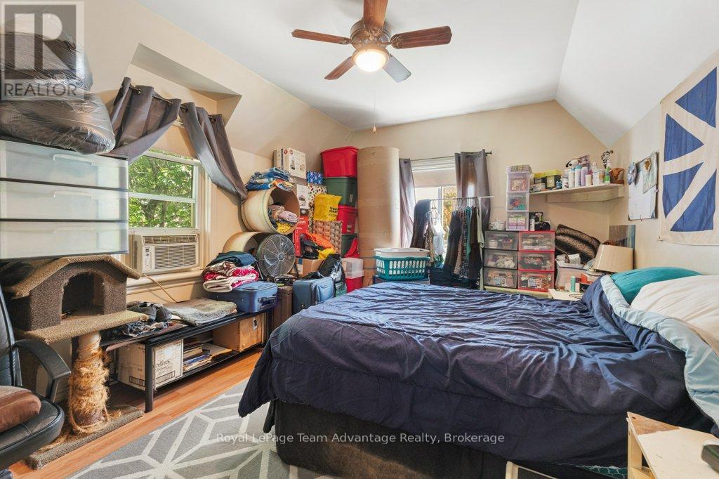 32 Waubeek Street, Parry Sound, Ontario  P2A 1C2 - Photo 33 - X12412443