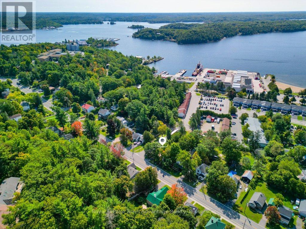 32 Waubeek Street, Parry Sound, Ontario  P2A 1C2 - Photo 39 - X12412443