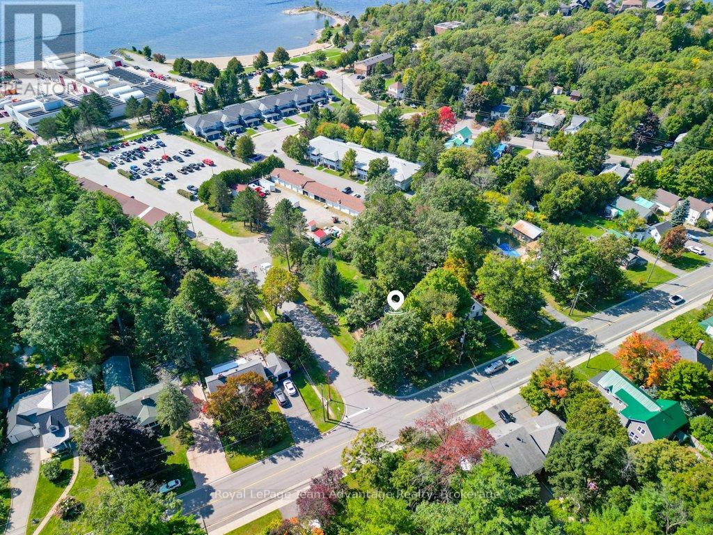 32 Waubeek Street, Parry Sound, Ontario  P2A 1C2 - Photo 40 - X12412443