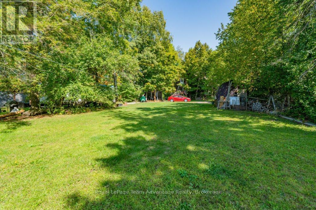 32 Waubeek Street, Parry Sound, Ontario  P2A 1C2 - Photo 7 - X12412443