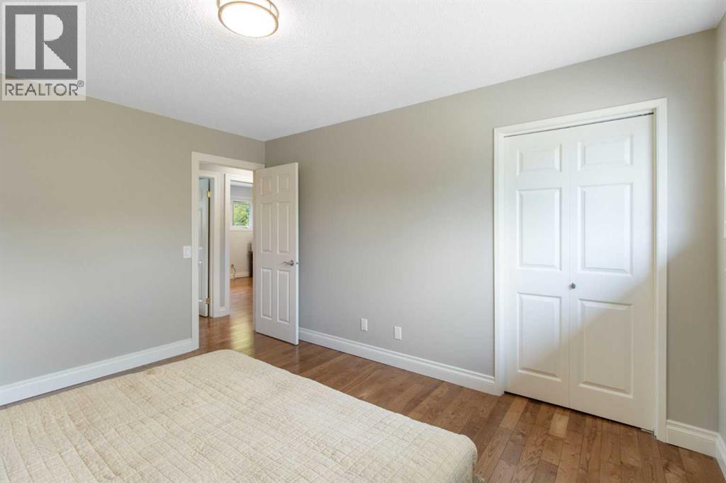 152 Lake Mead Crescent Se, Calgary, Alberta  T2J 4A1 - Photo 27 - A2257799