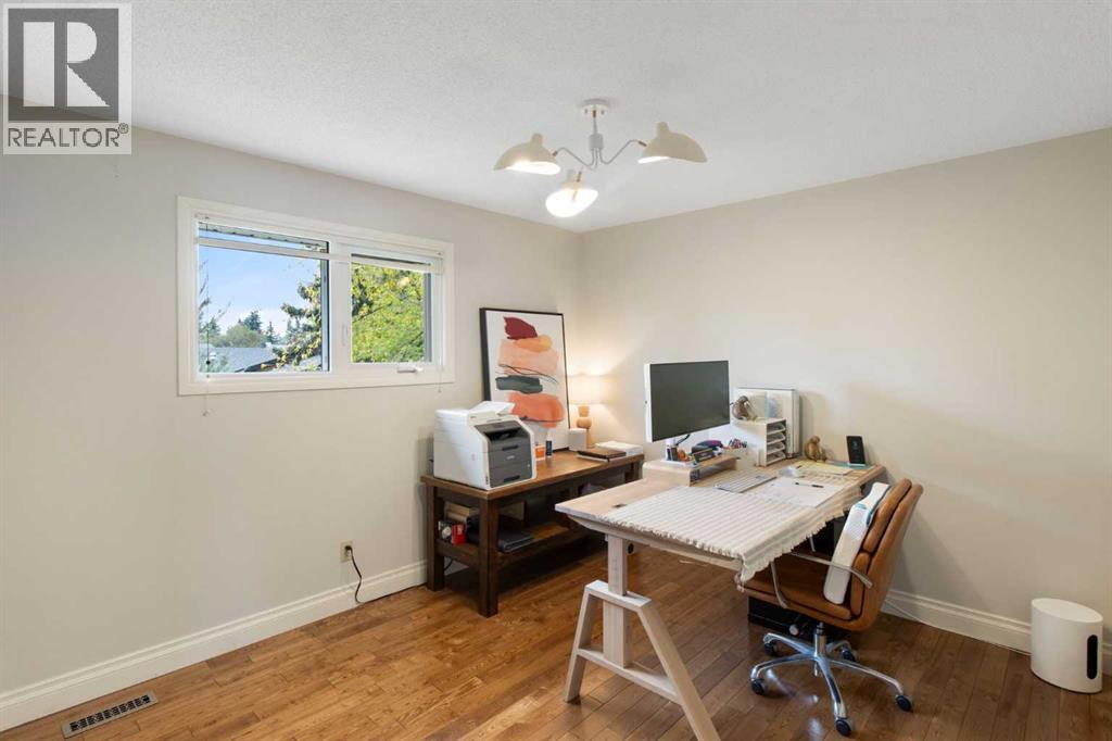 152 Lake Mead Crescent Se, Calgary, Alberta  T2J 4A1 - Photo 21 - A2257799