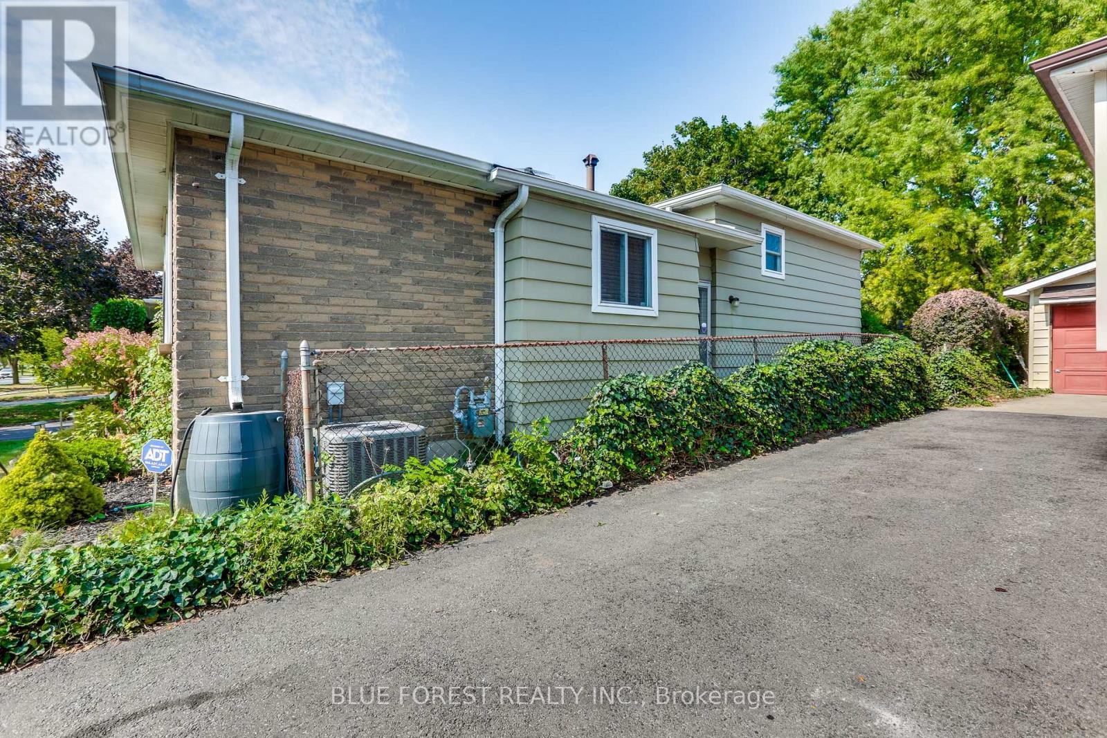 6 Ashbury Avenue, London South, Ontario  N6E 1S8 - Photo 30 - X12412406