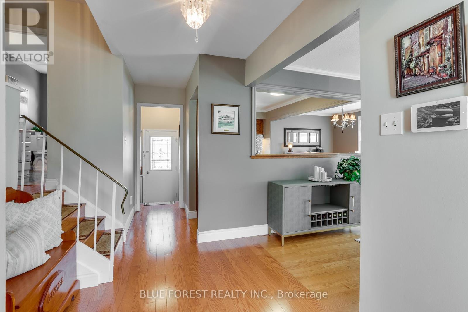 6 Ashbury Avenue, London South, Ontario  N6E 1S8 - Photo 4 - X12412406