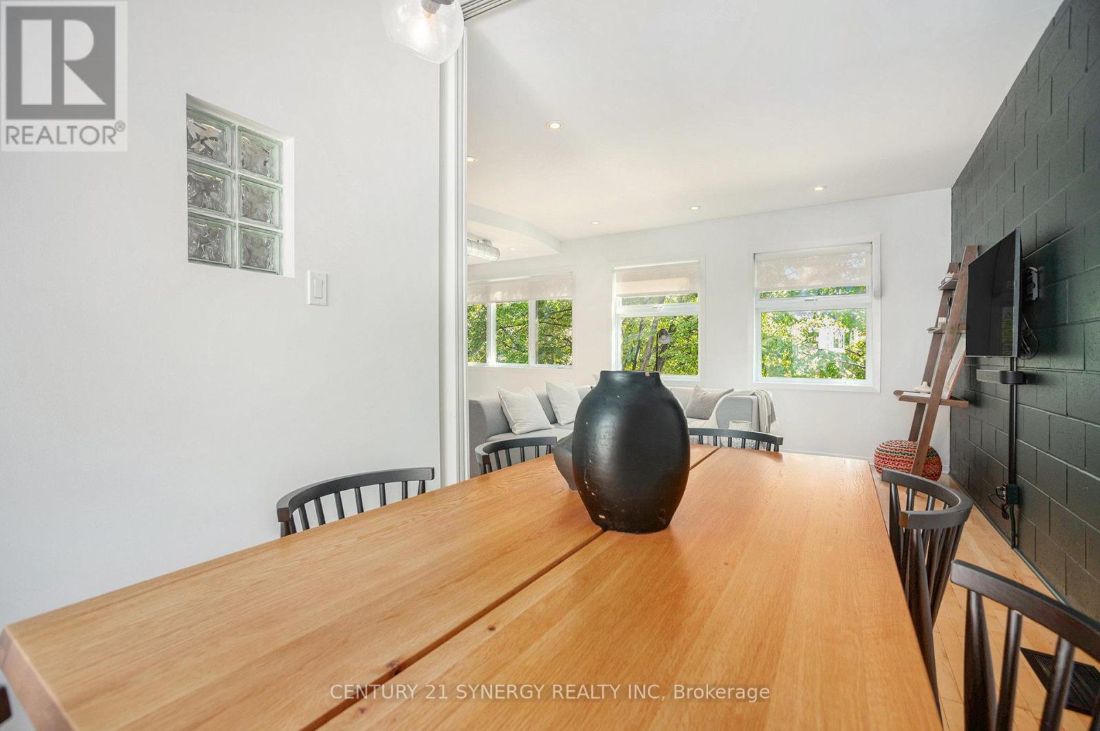 1137 Gladstone Avenue, Ottawa, Ontario  K1Y 3H4 - Photo 13 - X12412377