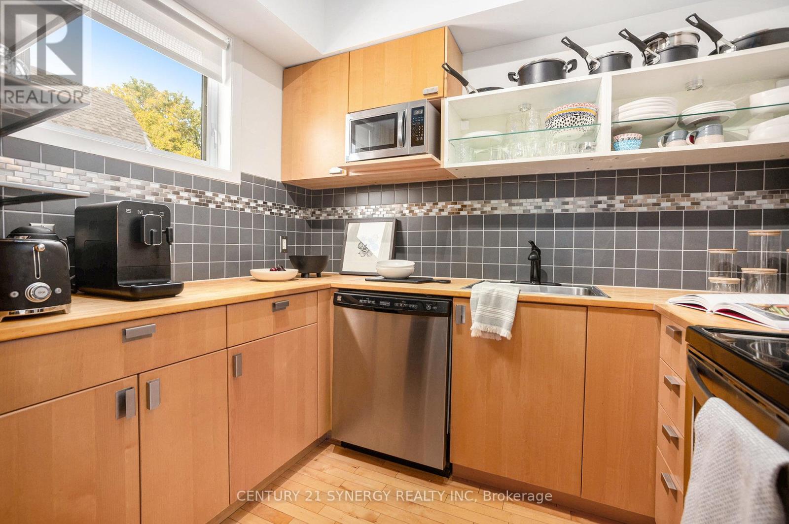1137 Gladstone Avenue, Ottawa, Ontario  K1Y 3H4 - Photo 17 - X12412377