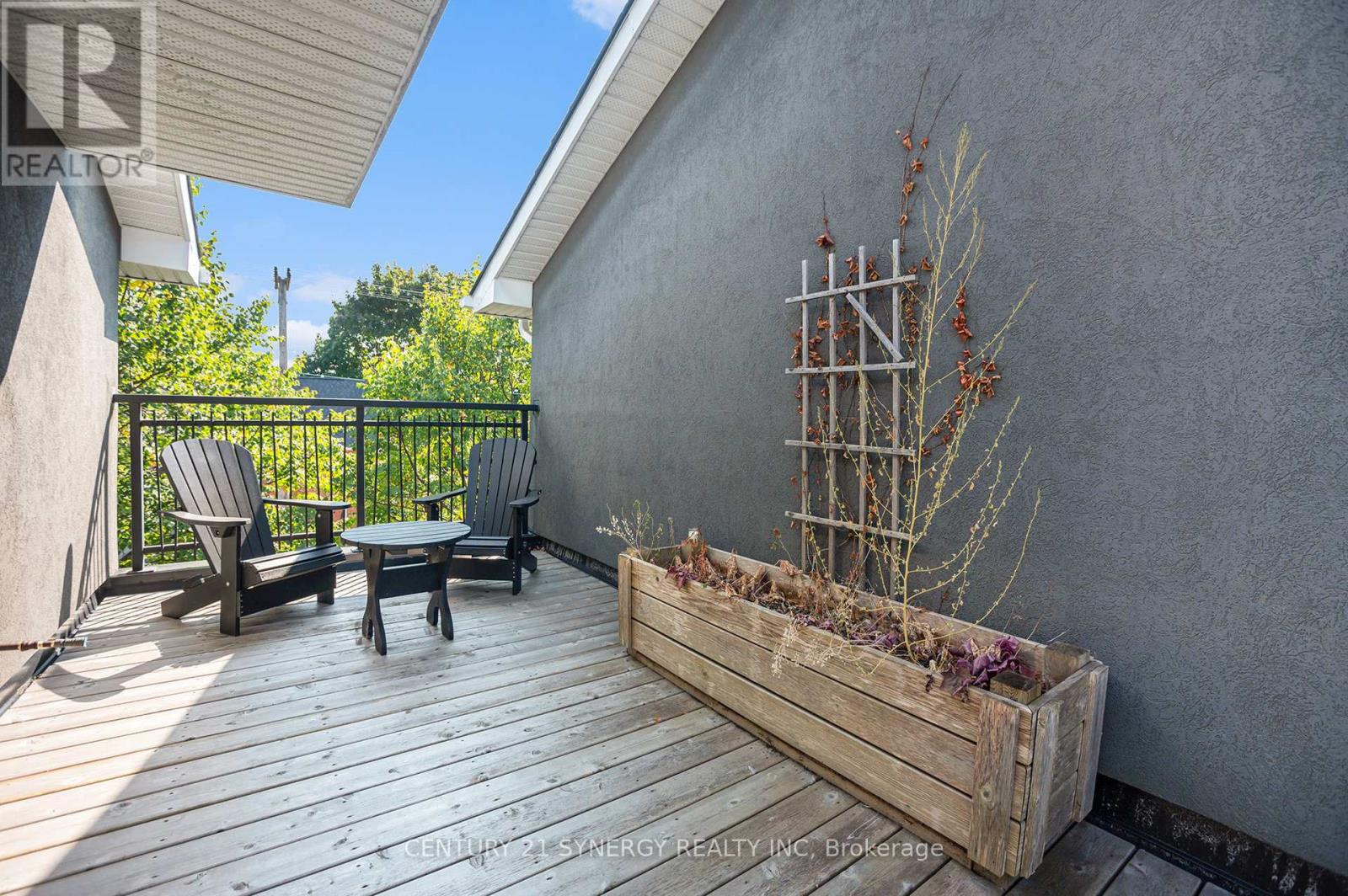 1137 Gladstone Avenue, Ottawa, Ontario  K1Y 3H4 - Photo 25 - X12412377