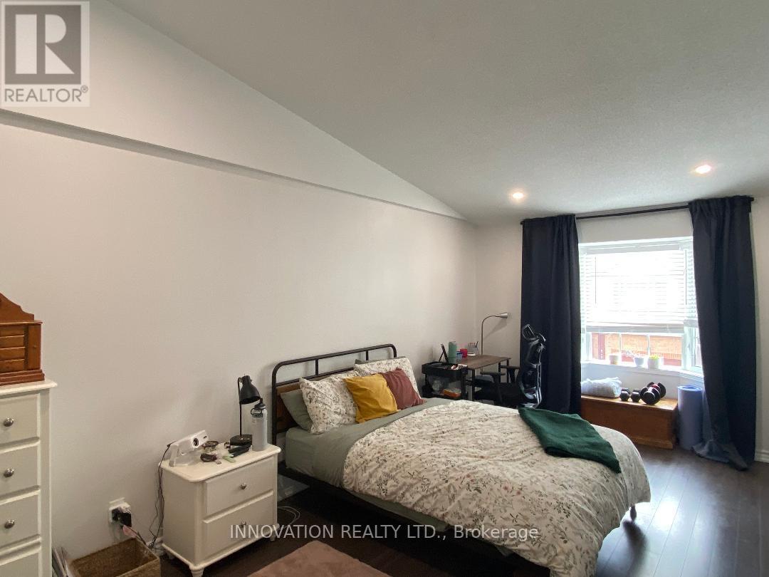 16 Santa Cruz Private, Ottawa, Ontario  K1G 6M4 - Photo 15 - X12412430