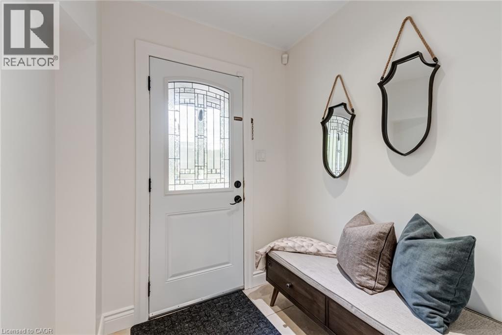 1481 Otis Avenue, Mississauga, Ontario  L5C 2R8 - Photo 3 - 40771222