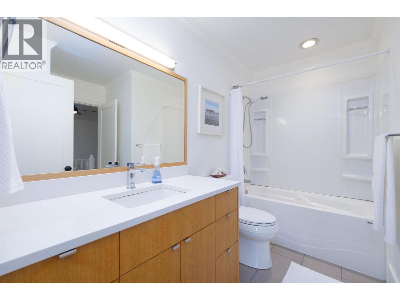 36 1910 Cedar Village Crescent, North Vancouver, British Columbia  V7J 3M5 - Photo 16 - R3049546