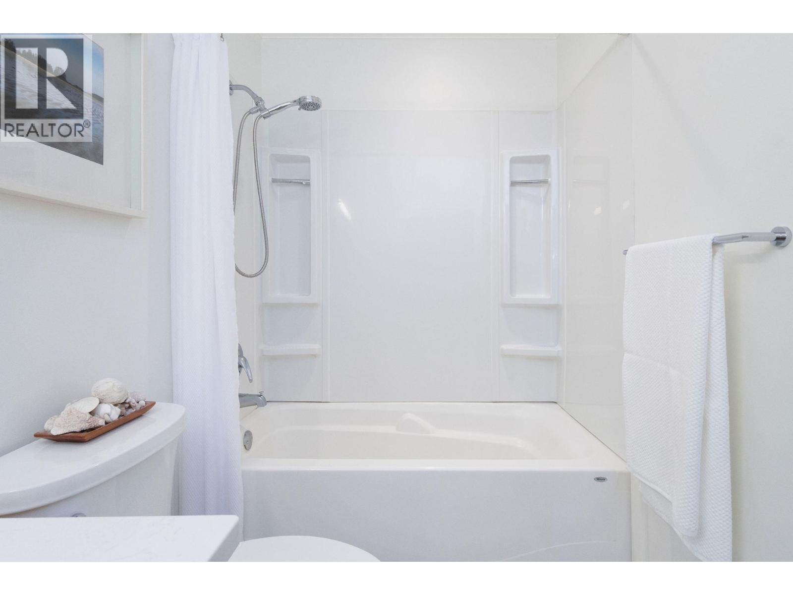 36 1910 Cedar Village Crescent, North Vancouver, British Columbia  V7J 3M5 - Photo 17 - R3049546