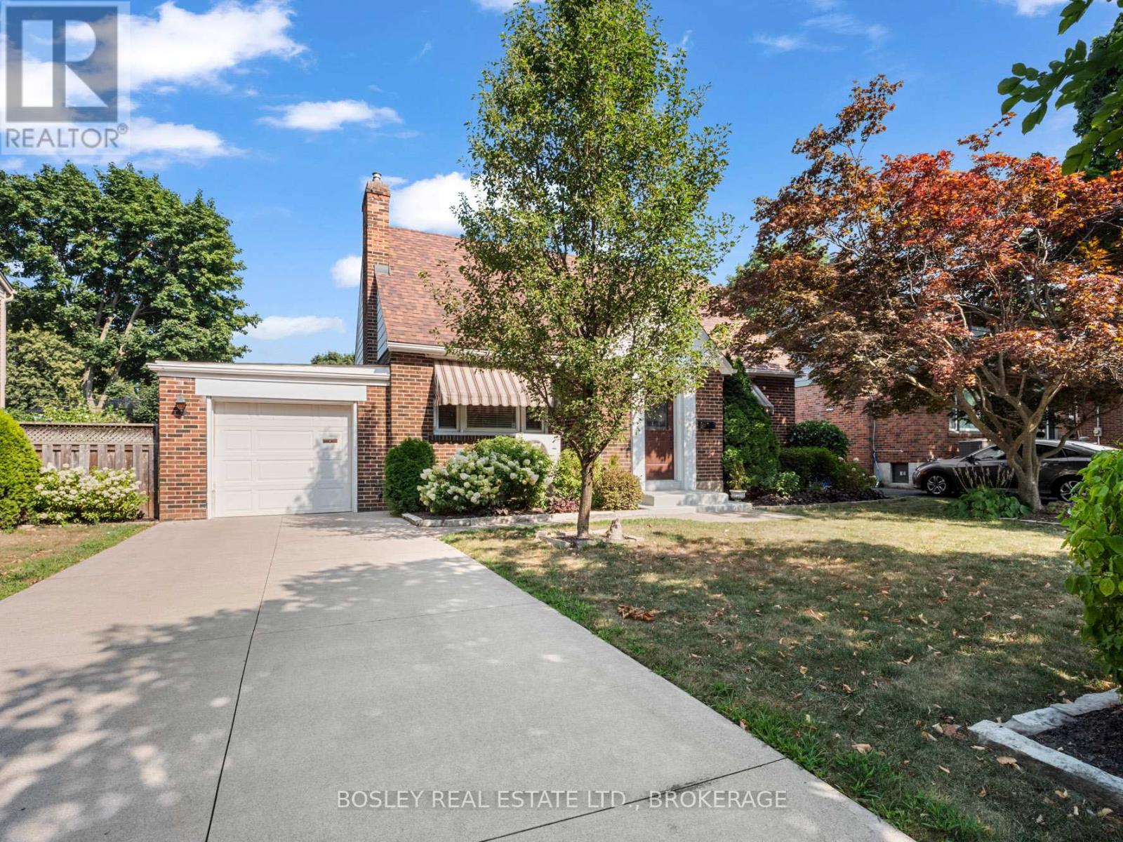 10 Cameron Road, St. Catharines, Ontario  L2P 3E2 - Photo 1 - X12412374