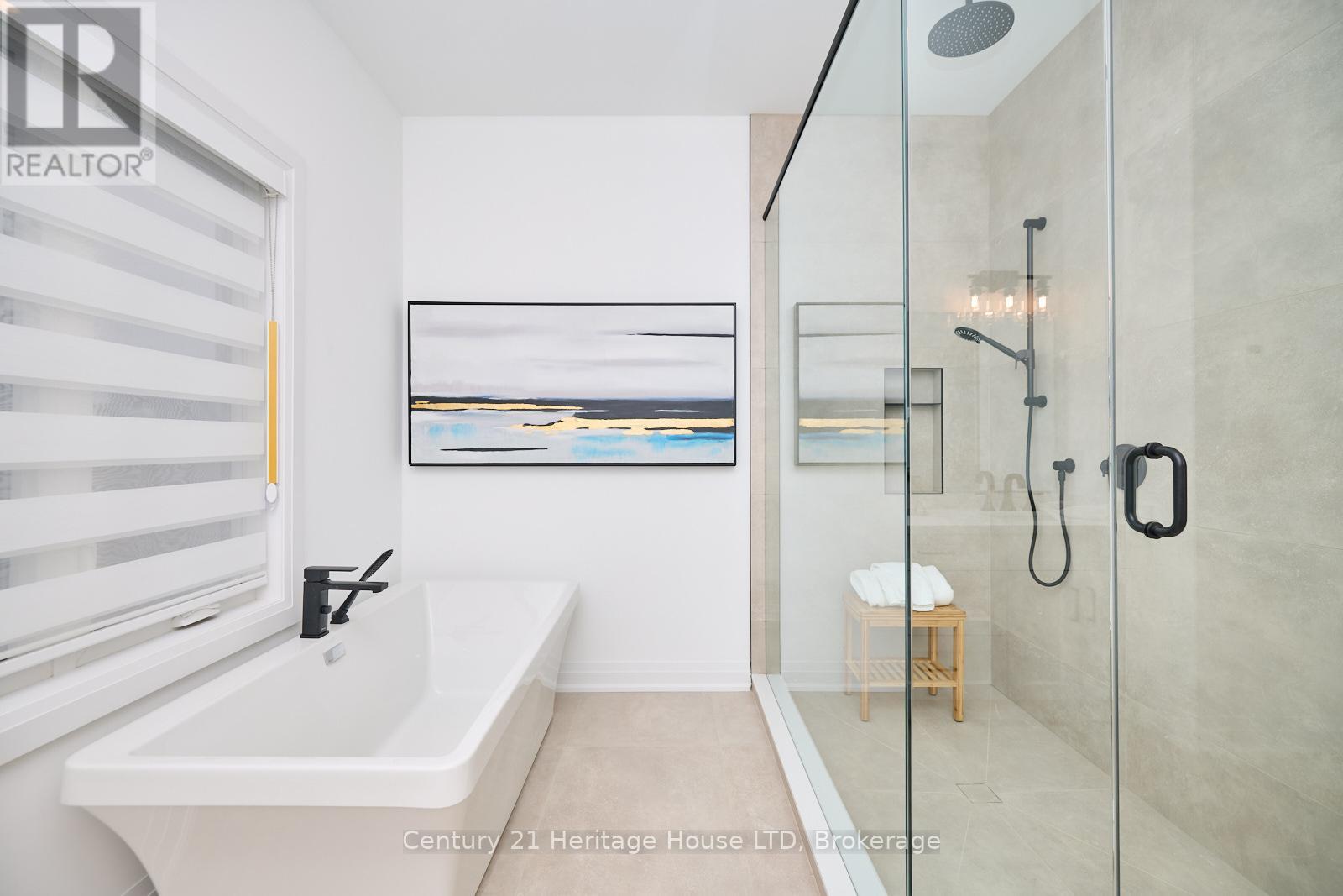 4 Meteor Street, St. Catharines, Ontario  L2S 2T1 - Photo 20 - X12412455
