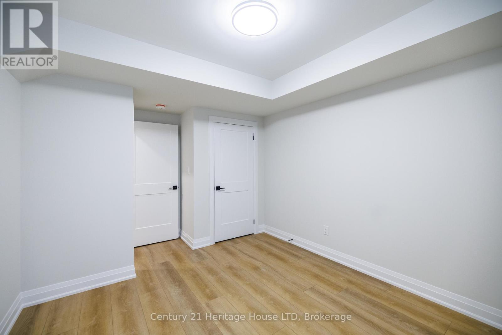 4 Meteor Street, St. Catharines, Ontario  L2S 2T1 - Photo 41 - X12412455