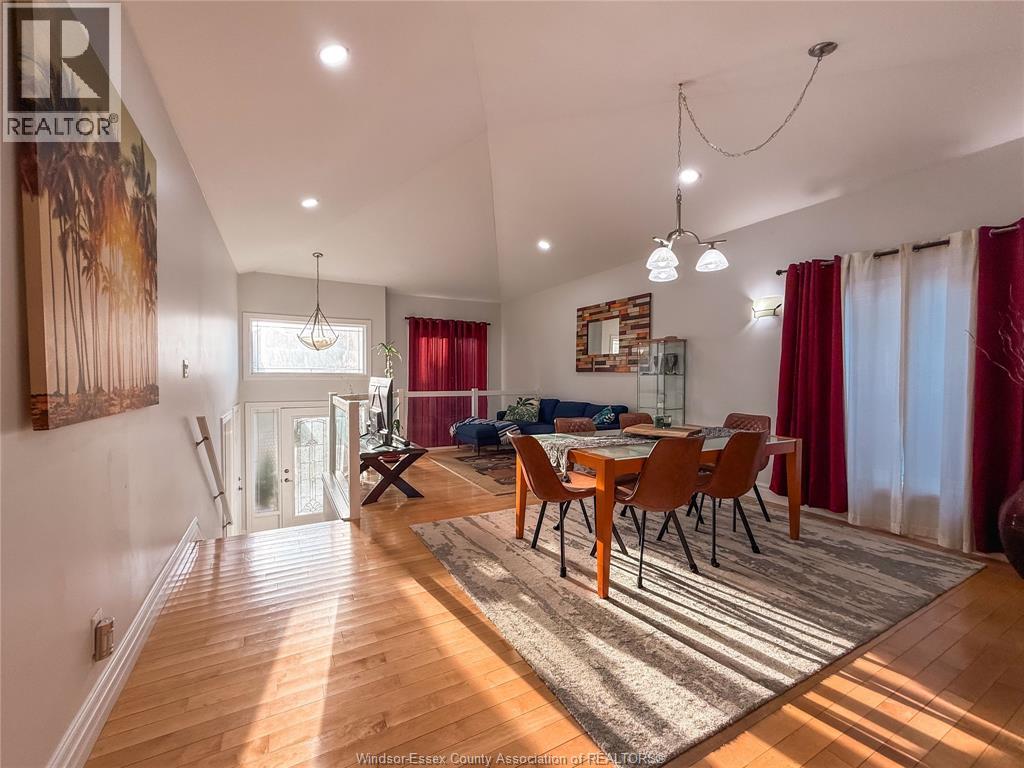 4892 Barcelona Crescent, Windsor, Ontario  N9G 3G1 - Photo 3 - 25023789