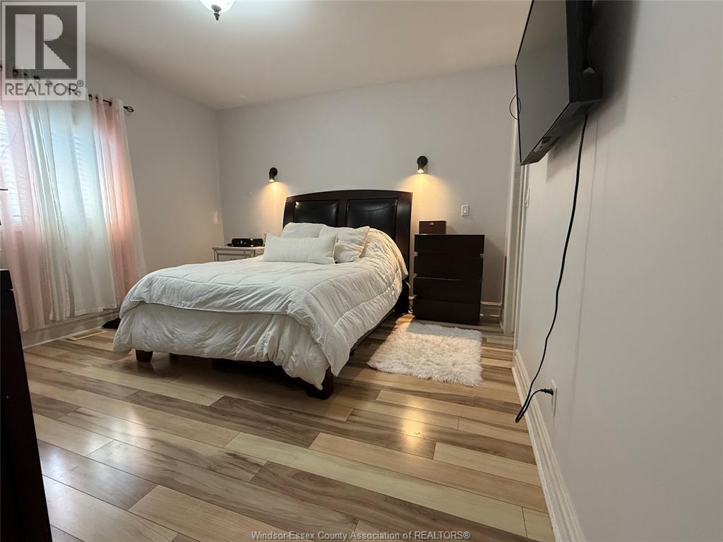 4892 Barcelona Crescent, Windsor, Ontario  N9G 3G1 - Photo 6 - 25023789