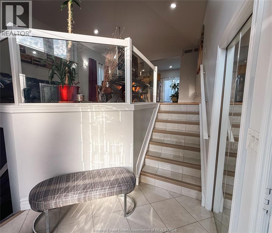 4892 Barcelona Crescent, Windsor, Ontario  N9G 3G1 - Photo 11 - 25023789