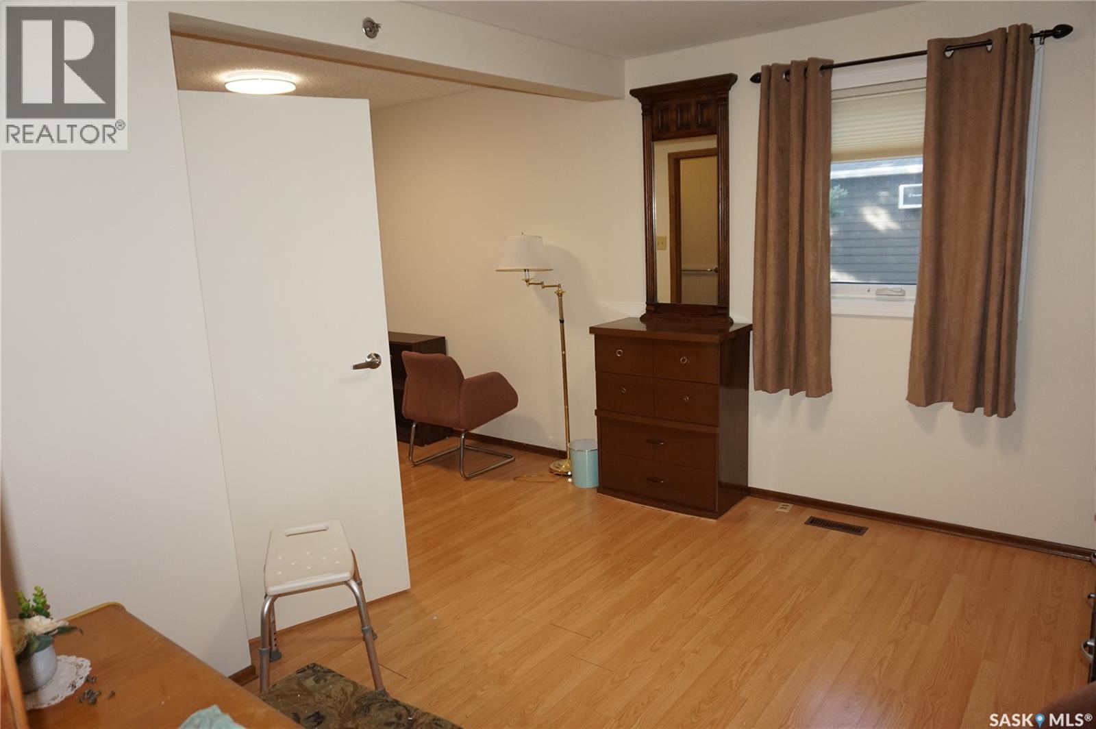 46 Rogers Place, Regina, Saskatchewan  S4S 6B4 - Photo 12 - SK018593