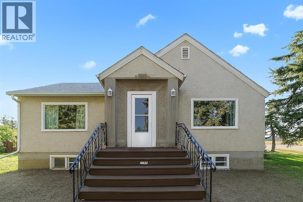 4832 51 Street, Innisfree, Alberta  T0B 2G0 - Photo 1 - A2239199