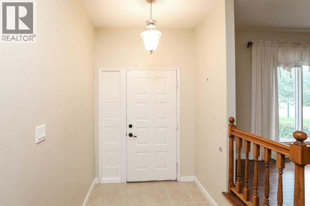 Property at 3 Temple Boulevard W image 4