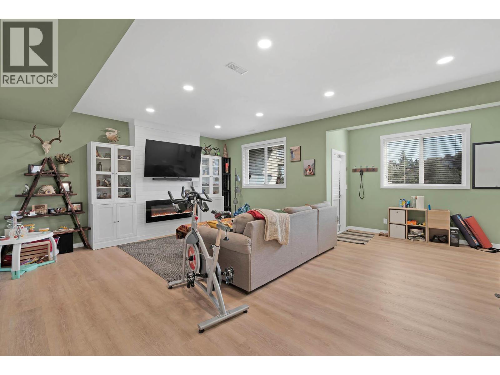 2046 Robson Place Unit# 49, Kamloops, British Columbia  V2E 0A5 - Photo 32 - 10363263