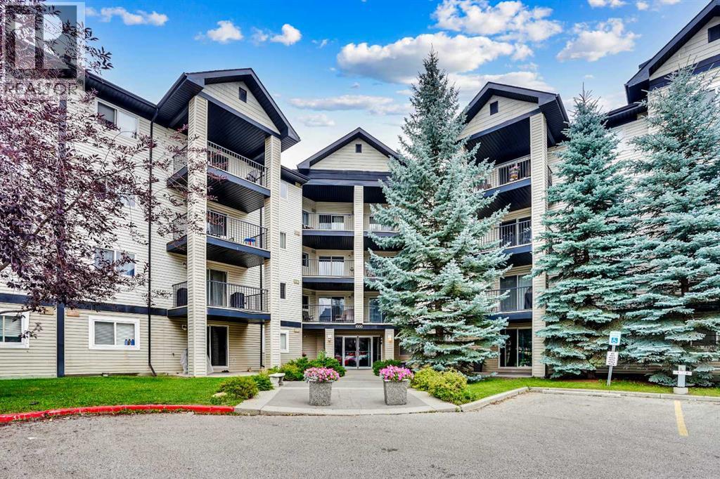 1120, 4975 130 Avenue Se, Calgary, Alberta  T2Z 4M4 - Photo 1 - A2254635