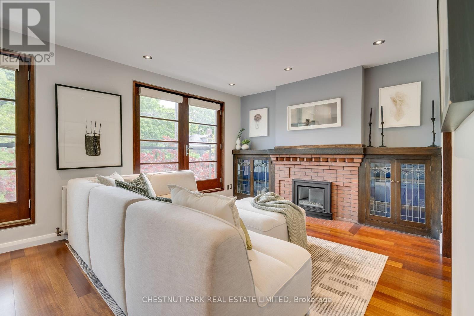 16 Inglewood Drive, Toronto, Ontario  M4T 1G8 - Photo 19 - C12412223