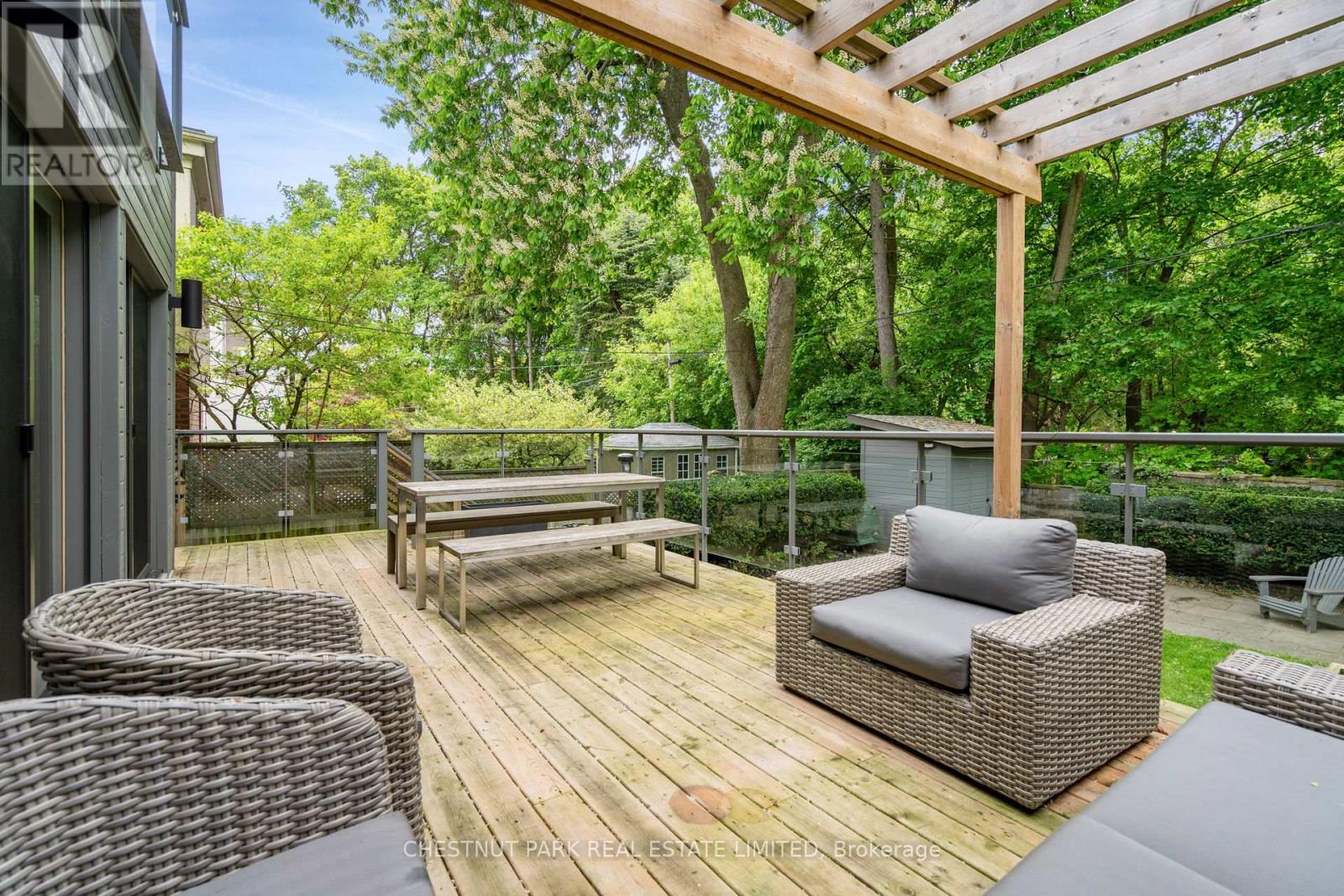 16 Inglewood Drive, Toronto, Ontario  M4T 1G8 - Photo 38 - C12412223