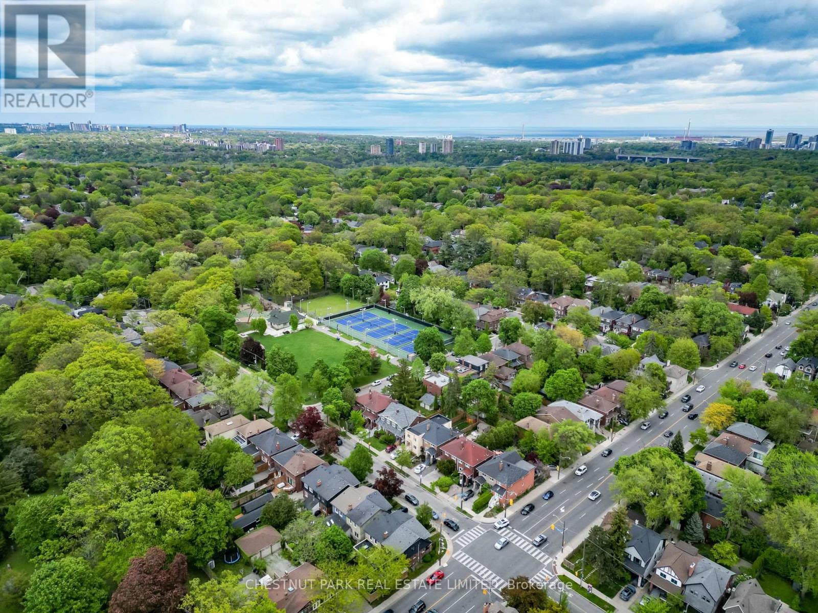16 Inglewood Drive, Toronto, Ontario  M4T 1G8 - Photo 42 - C12412223