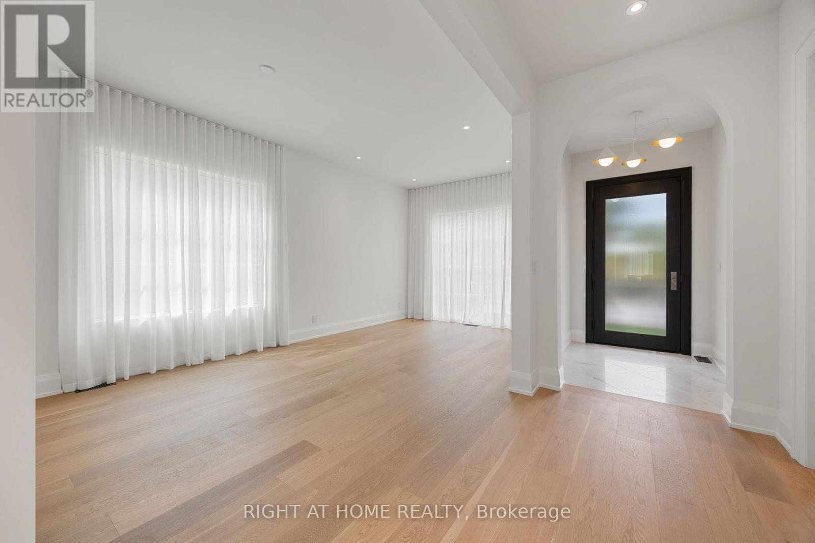 59 Verwood Avenue, Toronto, Ontario  M3H 2K8 - Photo 2 - C12412283