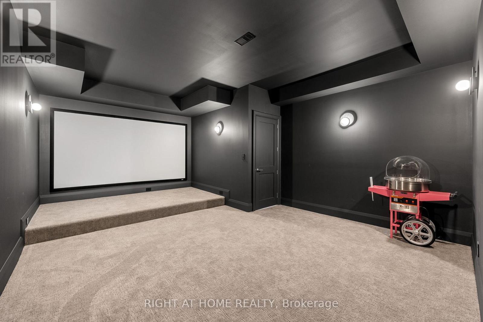 59 Verwood Avenue, Toronto (Clanton Park), Ontario  M3H 2K8 - Photo 39 - C12412283