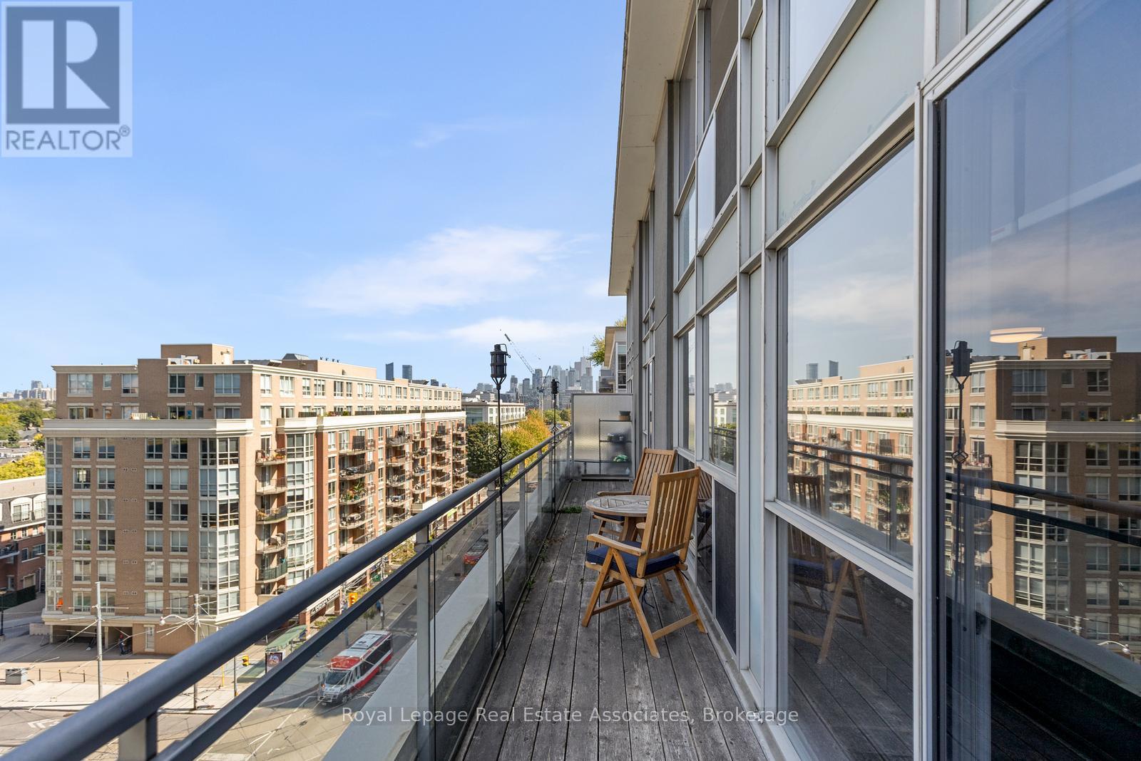 826 - 1029 King Street W, Toronto, Ontario  M6K 3M9 - Photo 14 - C12412317