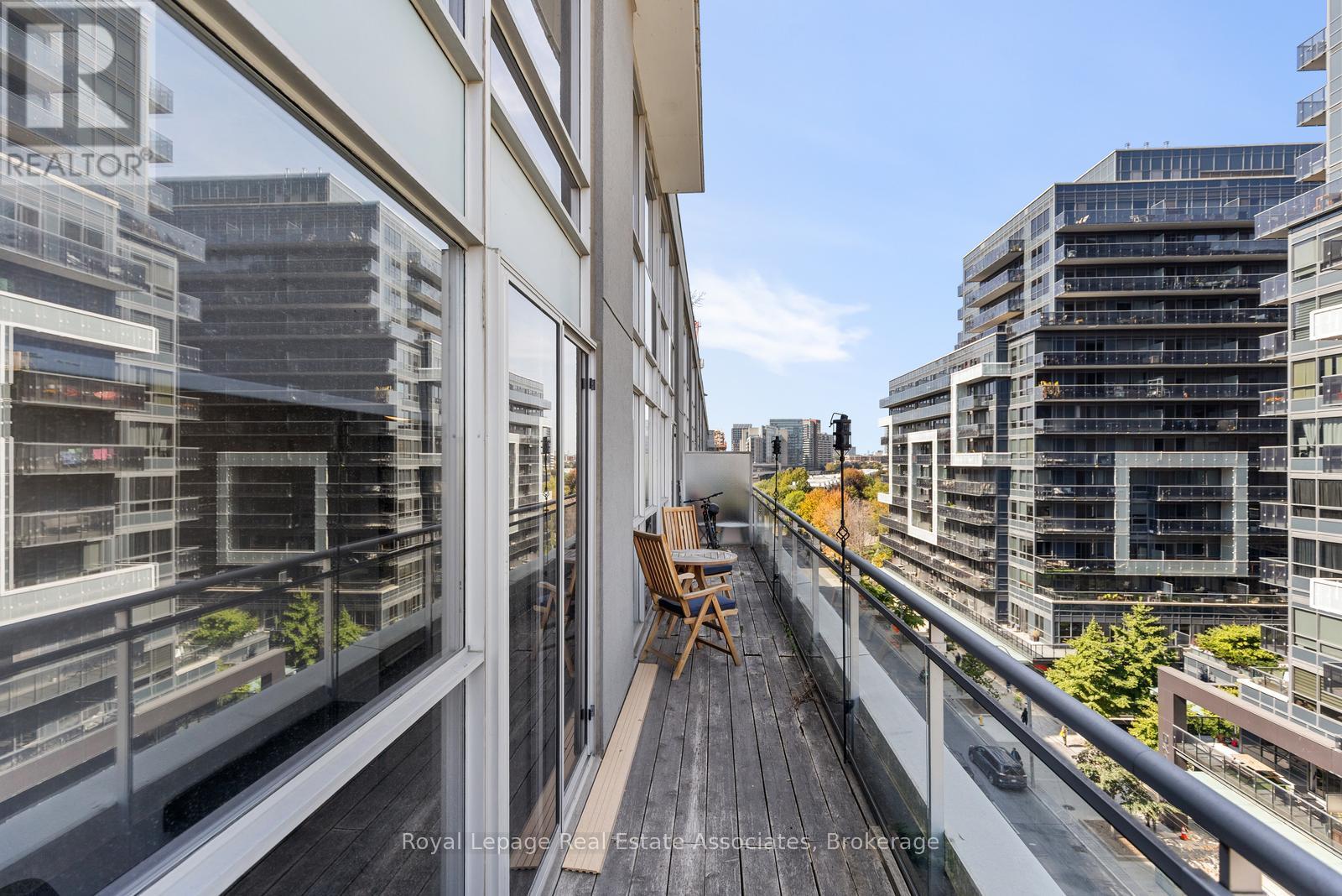 826 - 1029 King Street W, Toronto, Ontario  M6K 3M9 - Photo 15 - C12412317