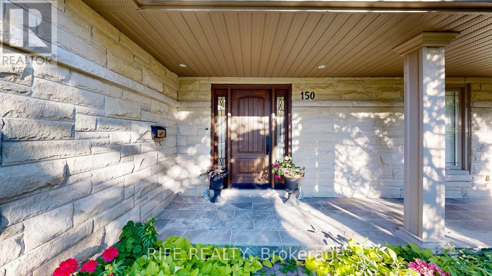Property at 150 ABBEYWOOD TRAIL image 2